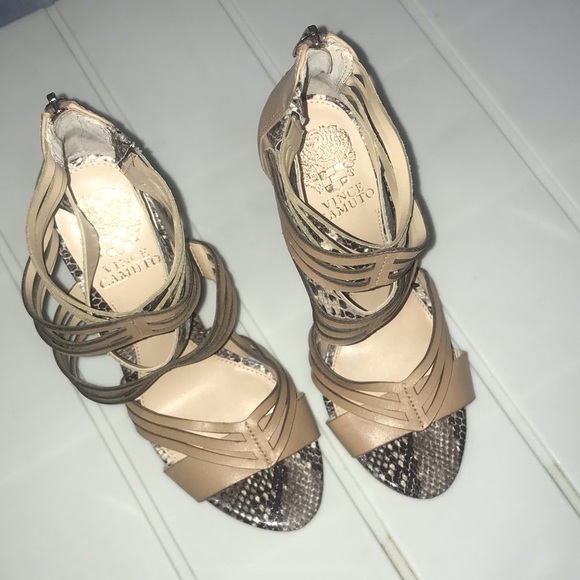 Vince Camuto Snake print Open Toe Stilettos - Picture 2 of 6